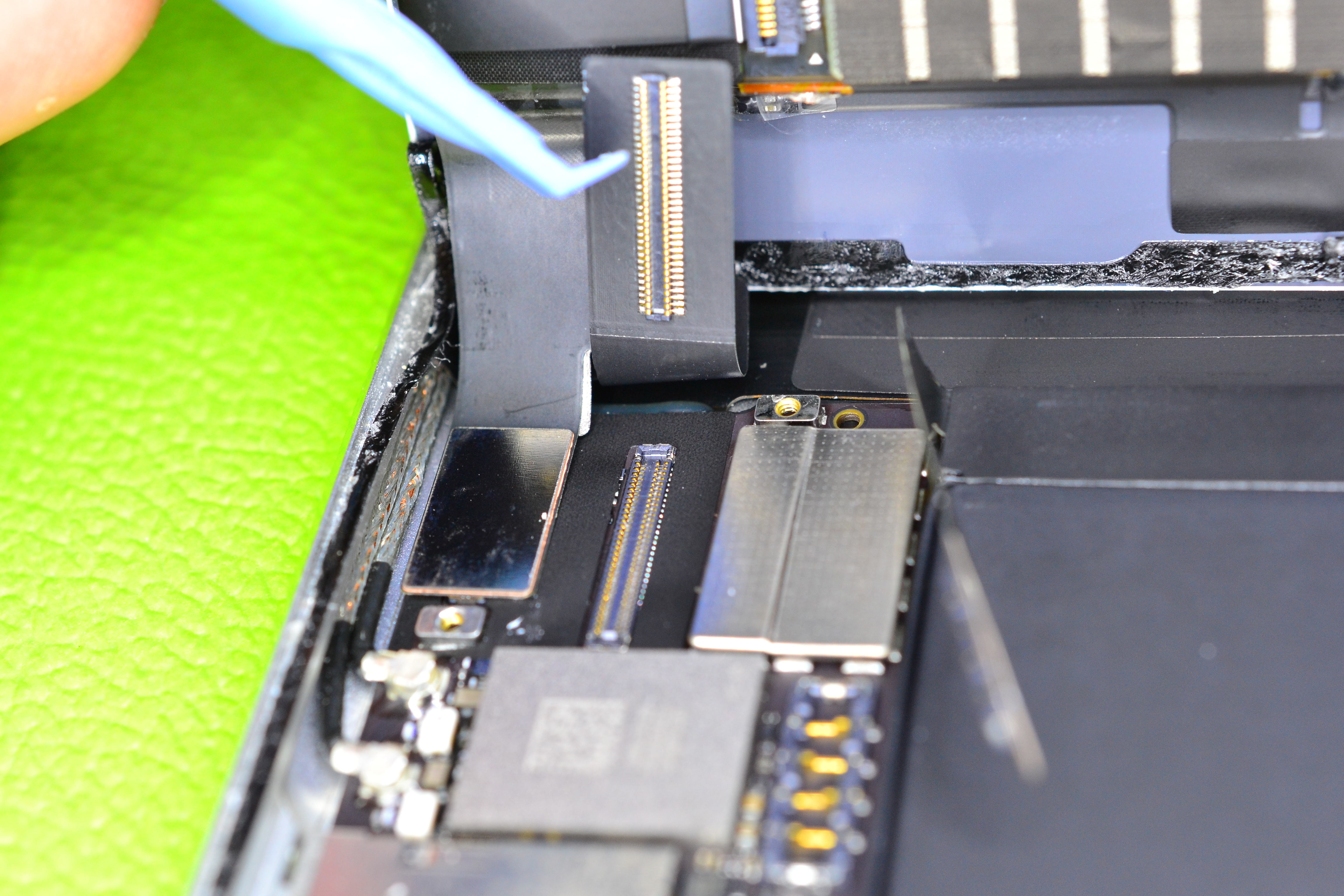 iPad mini4 割れた液晶を格安修理する - まず分解。
